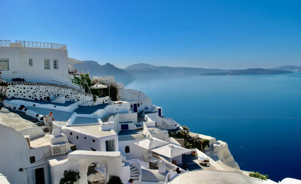 Pros and Cons of Living in Greece as an Expat