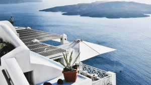 February 28, 2025: A New Deadline for Greece Golden Visa Investors to Complete Property Contracts