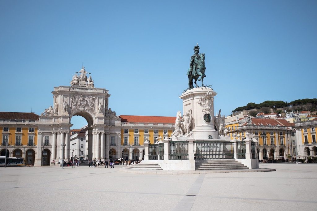 New-Generation Investment Reflexes in Portugal Golden Visa Funds