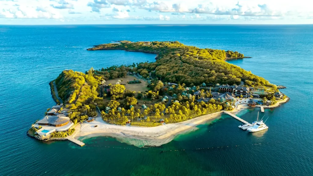 Living in the Caribbean: Top 7 Pros and Cons You Should Know in 2025