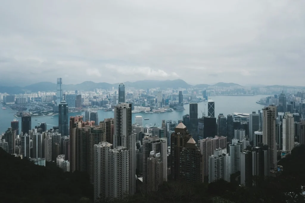 Hong Kong Residence by Investment