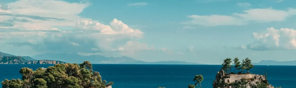 Americans living in Greece